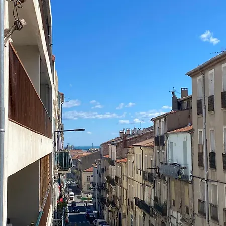 Le Brassens Apartament