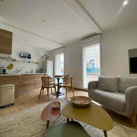 Le Brassens Apartament *