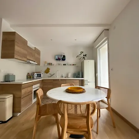 Le Brassens Apartament