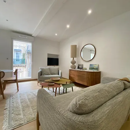 Le Brassens Apartament